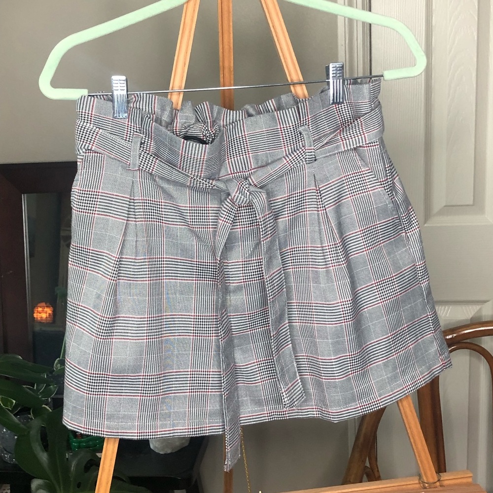 Forever 21 plaid paper bag shorts